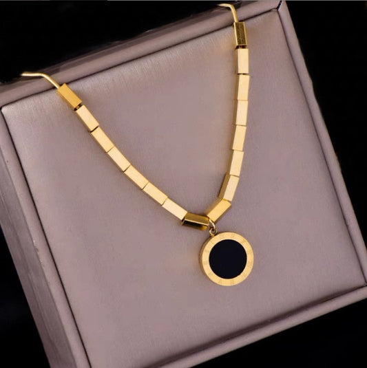 Splendente Numeri Necklace