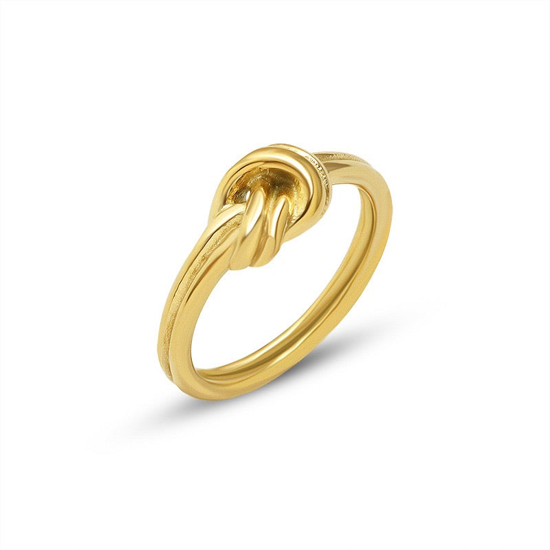 Golden Swirl Ring